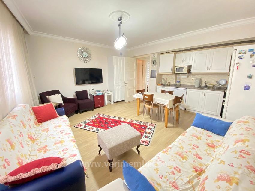 Продаётся Квартира 2+1 В Центре Сеферихисара, Уркмез, 200 М От Пляжа, Без Расходов