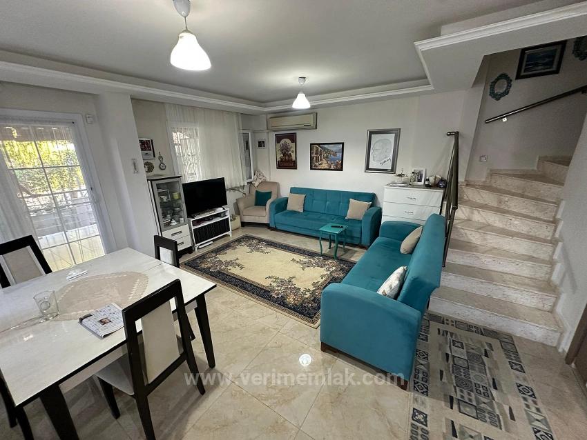 Вилла 5+1 На Продажу В Сеферихисар Доганбей, В 450 Метрах От Моря