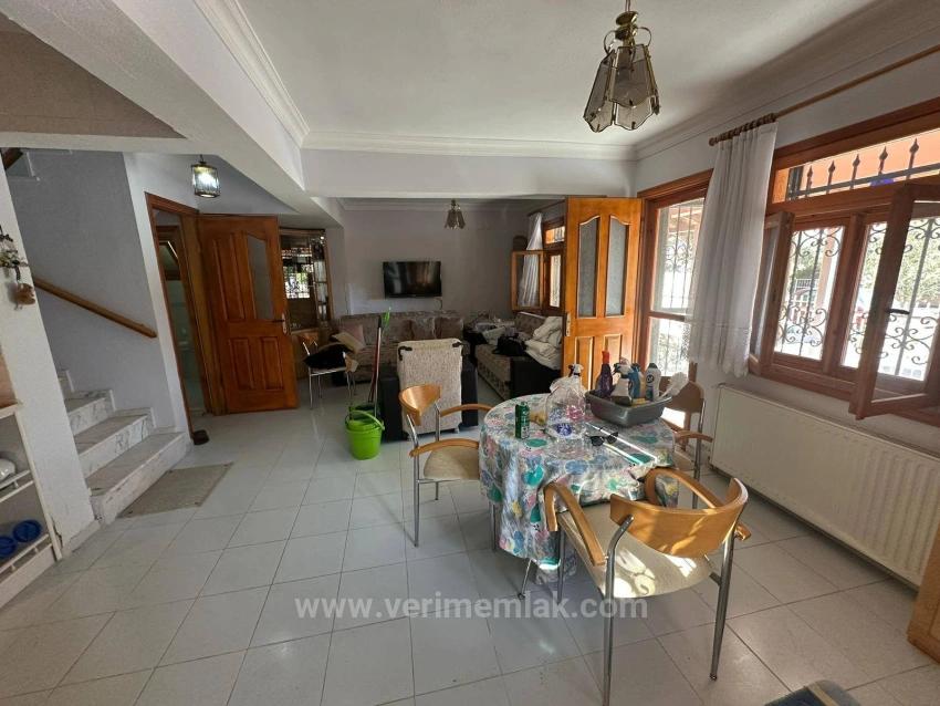 Вилла 3+1 На Продажу В Уркмезе, 50 М От Моря