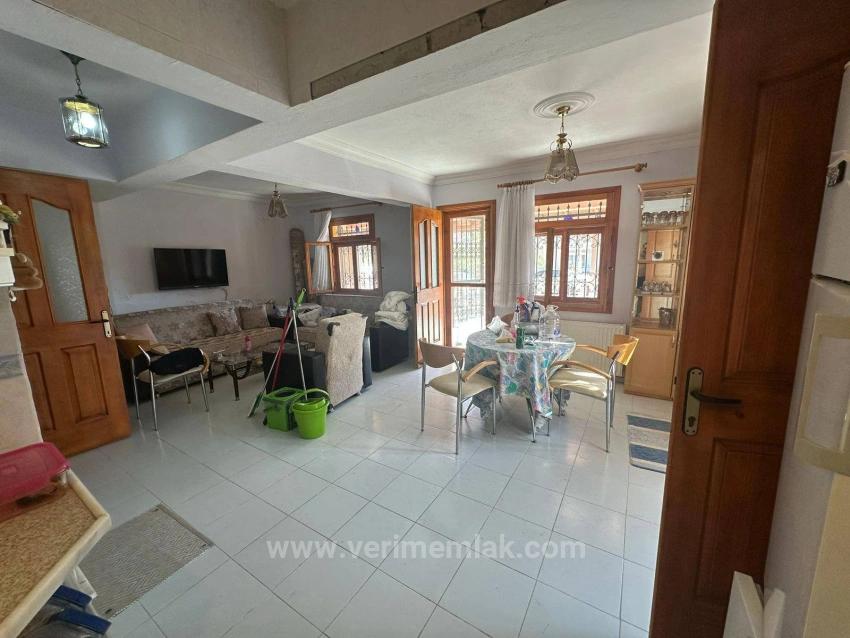 Вилла 3+1 На Продажу В Уркмезе, 50 М От Моря