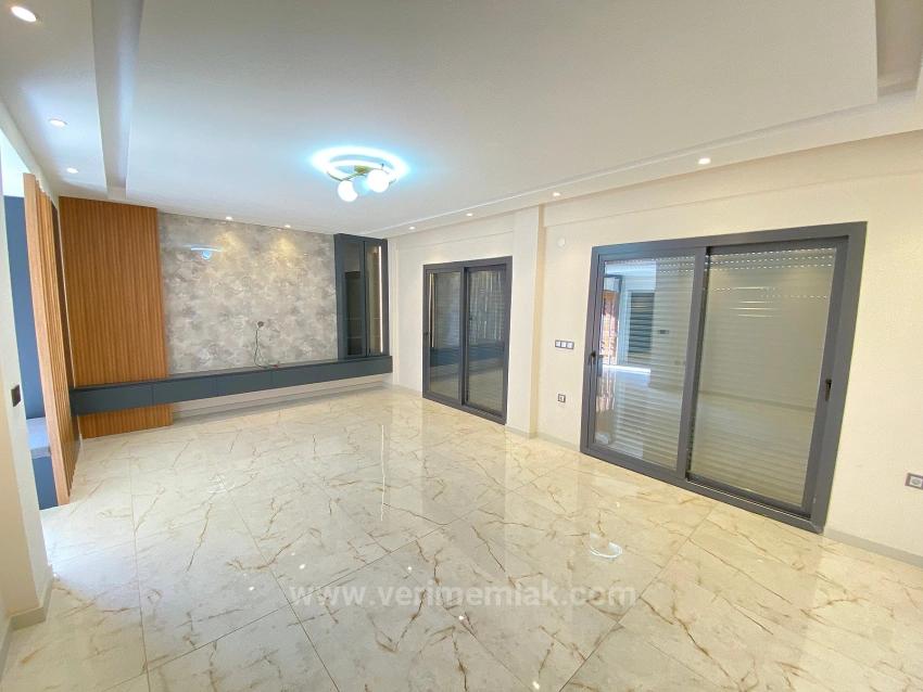 Участок 550 М² В Кавакдере, Сеферихисар, Ультрароскошная Вилла 3+2 С Бассейном.