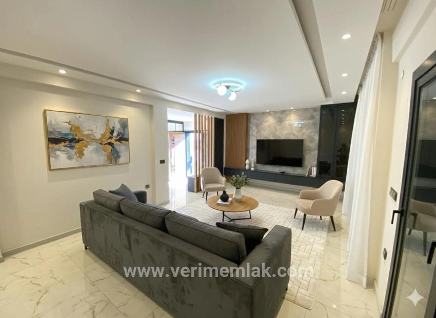 Для продажи Вилла 3+2 в Kavakdere Seferihisar - 550 m²