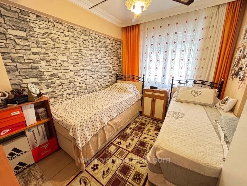 Продается Просторная Квартира 2+1 В Уркмезе, 200 М От Пляжа