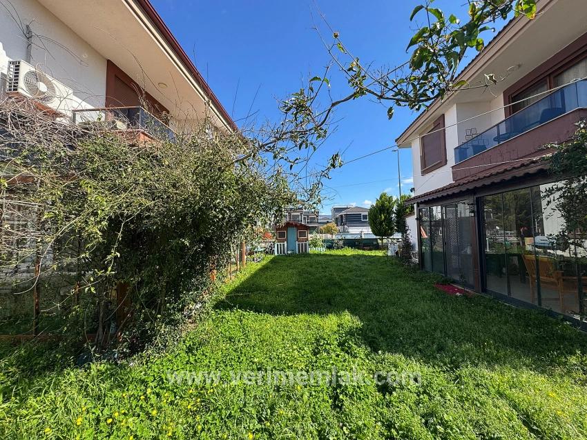 Для продажи Вилла 3+1 в Cumhuriyet Seferihisar Doğanbey - 160 m²