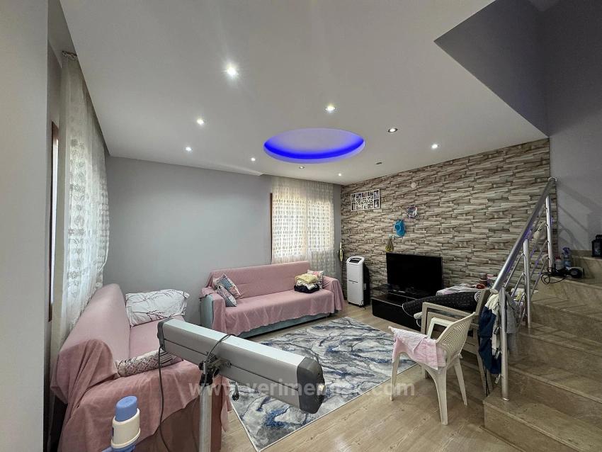 *Seferihisar Cumhuriyet - Продается Отдельно Стоящий Летний Дом С Садом, 2+1 Спальня, 750 М От Моря.