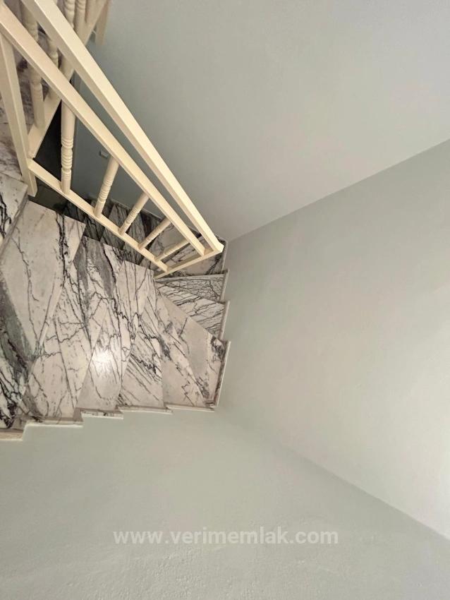 Роскошная Вилла 4+1 С Большим Садом На Продажу На Пляже Оздере Чукалты