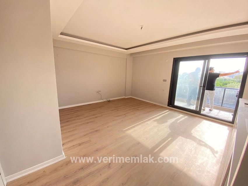 Для продажи Квартира 2+1 в Gümüldür Fevzi Çakmak Menderes Gümüldür - 95 m²
