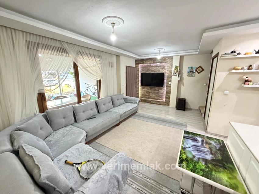 Для продажи Вилла 6+1 в Mersin Alanı Seferihisar Ürkmez - 200 m²