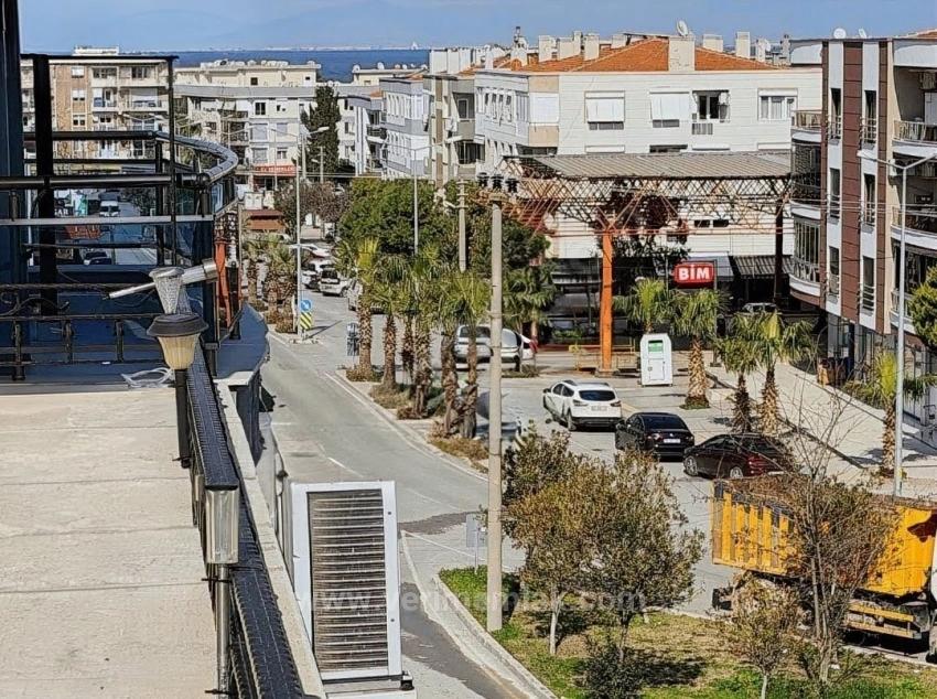 Двухуровневая Квартира (3+1) С Камином, Видом На Море И Просторной Гостиной В Самом Сердце Района Февзи Чакмак, Урла.