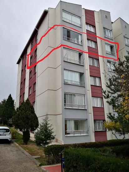 Продается 3+1 Квартира В Районе Батыкент, Анкара. Не Требует Дополнительного Ремонта, Расположена На Среднем Этаже, Рядом С Объектами Социальной Инфраструктуры.