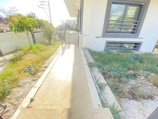 Seferihisar Mersin Alanı Mh. deniz manzaralı bahçeli satılık 3+1 Villa