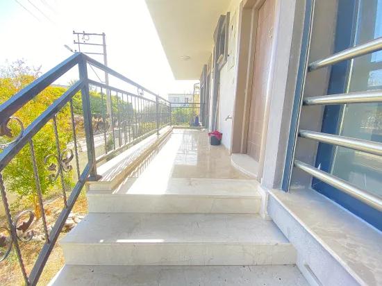Seferihisar Mersin Alanı Mh. deniz manzaralı bahçeli satılık 3+1 Villa