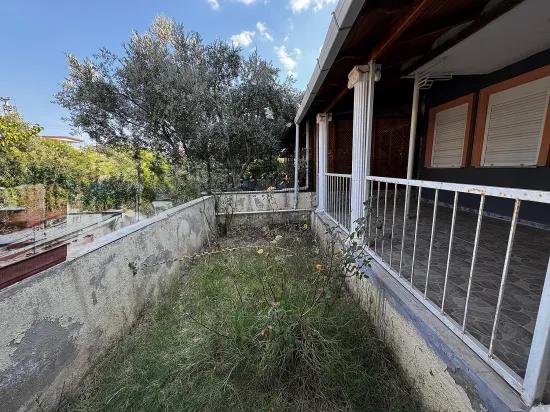 Seferihisar в Doğanbey 850 м до моря 3‑фасадный с садом продаётся 3+1 вилла