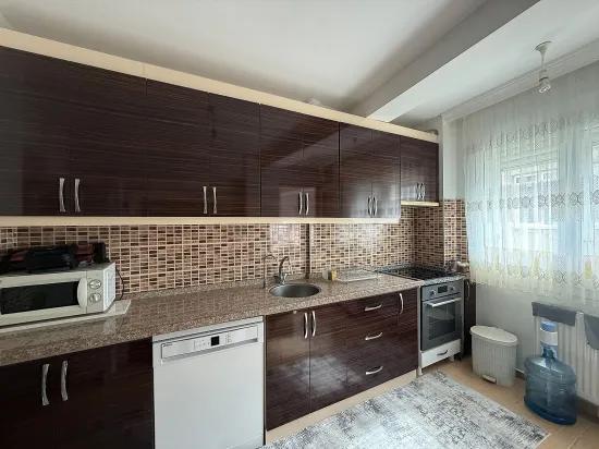 İzmir Seferihisar Hıdırlık Mahallesi'nde Merkezi Konumda Satılık 2+1 Daire