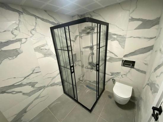Продается Роскошная Вилла 3+1 С Отдельной Кухней На Берегу Моря В Оздере
