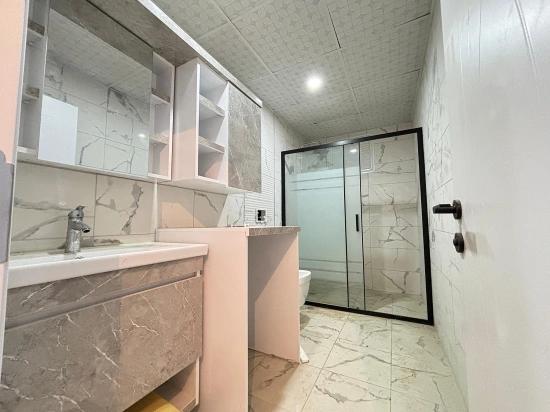 Квартира 3+1 Площадью 135 М² На Продажу В Сеферихисар Мерсиналаны С Лифтом | Отдельная Кухня
