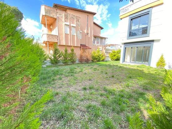 В Сефериисаре Doğanbey На Стороне Моря Отдельный 3+1 Вилла Для Продажи