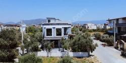 Для Продажи Вилла 3+1 в Cumhuriyet Seferihisar Doğanbey - 175 m²