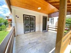 Для Продажи Вилла 3+1 в Mersin Alanı Seferihisar Ürkmez - 150 m²