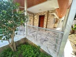Для Продажи Вилла 4+1 в Çukuraltı Menderes Özdere - 165 m²