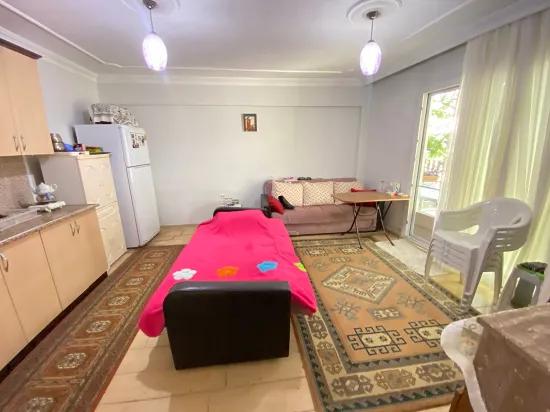 В Seferihisar, Районе Ürkmezmersin, В 100 Метрах От Моря, С Просторным Садом, Продаётся Квартира 2+1!