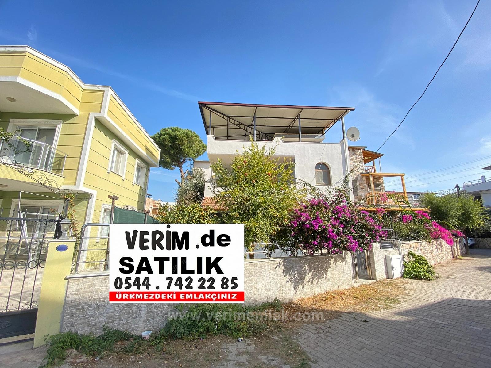 Doğanbey De Denize Manzaralı Geniş Bahçeli Mustakil Satılık 4+1 Villa