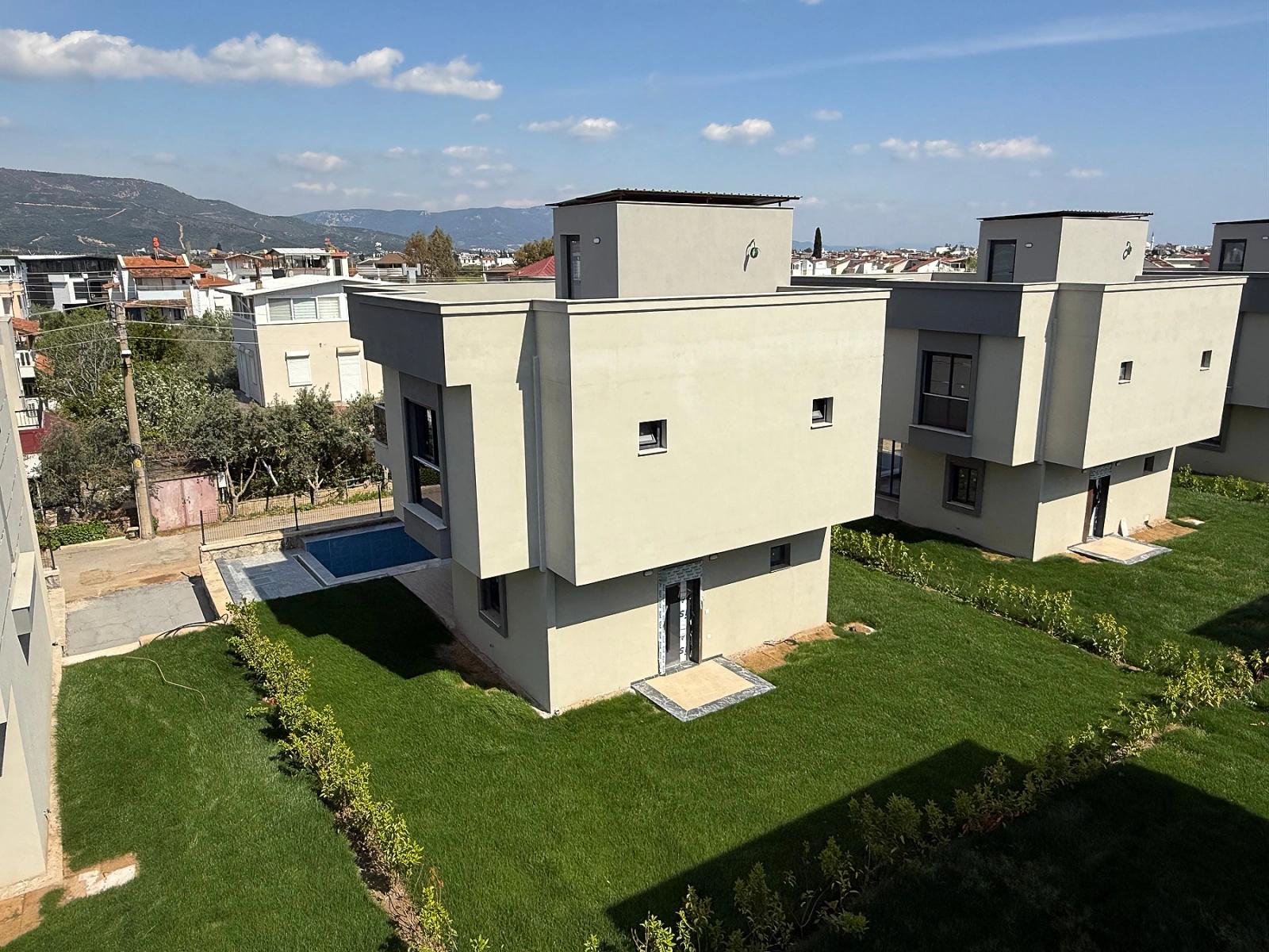 Doğanbeyde Tek Müstakil Havuzlu Satılık 3+1 Villa
