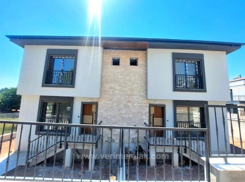 Seferihisar Payamlı'da Satılık Köşe Başı Modern Villa | Oturma Ruhsatlı 2+1 Villa