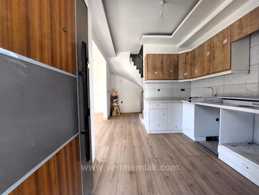 Seferihisar Payamlı'da Satılık Köşe Başı Modern Villa | Oturma Ruhsatlı 2+1 Villa