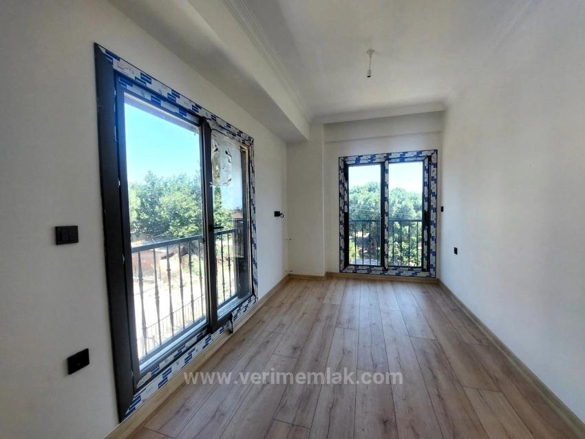 Seferihisar Payamlı'da Satılık Köşe Başı Modern Villa | Oturma Ruhsatlı 2+1 Villa