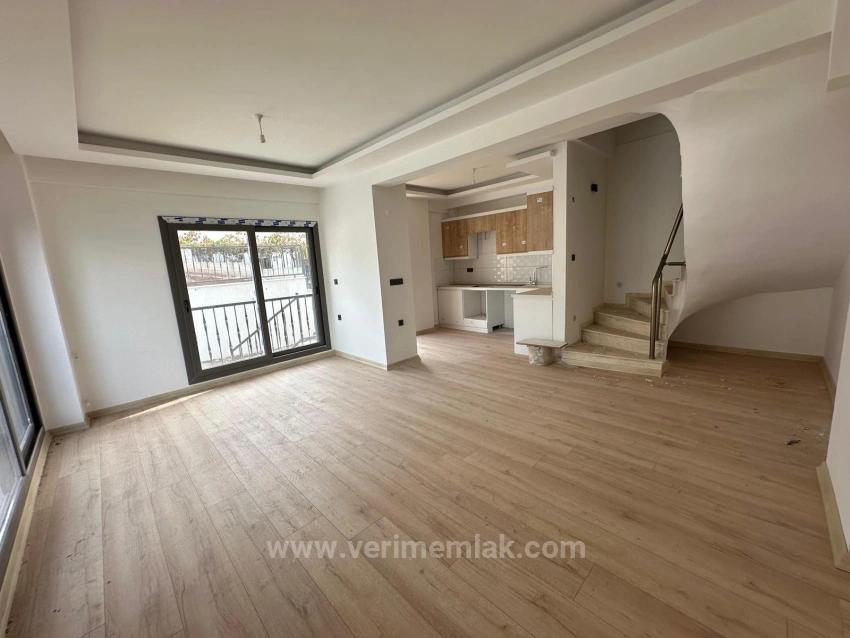 Seferihisar Payamlı'da Satılık Köşe Başı Modern Villa | Oturma Ruhsatlı 2+1 Villa