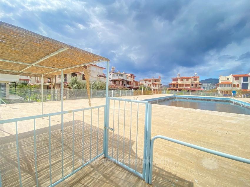 Seferihisar Meltem Tur Sitesi’nde,Kat Mülkiyeti:kendi Enerjisini Üreten Satılık,4+1 Villa