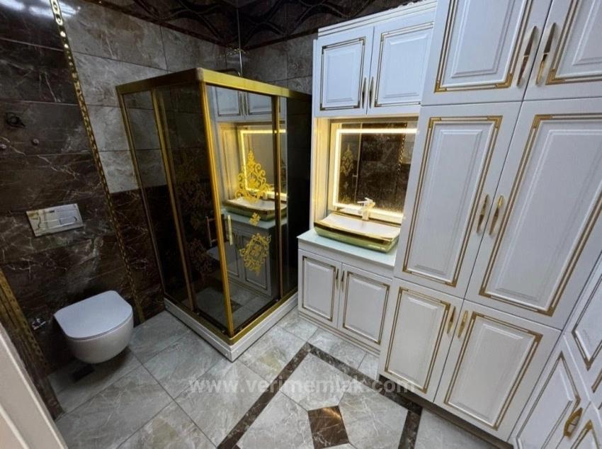 Urla Kuşçular’da Akıllı Ev Teknolojili, Tam Müstakil & Havuzlu Ultra Lüks 5+1 Villa