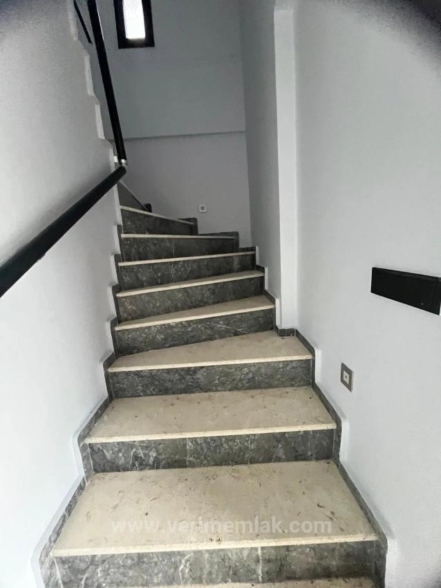 Özdere Orta Mahalle’de Denize 50M! Modern Tasarım, Sıfır 3+1 Villa