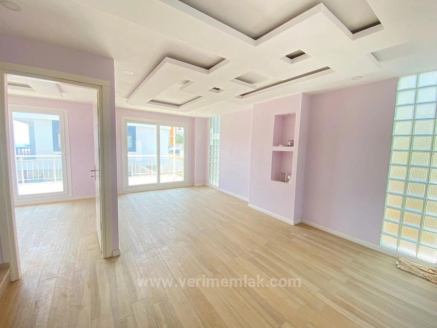 Seferihisar Atatürk Mah. Full Deniz Manzaralı Müstakil Satılık 4+2 Villa