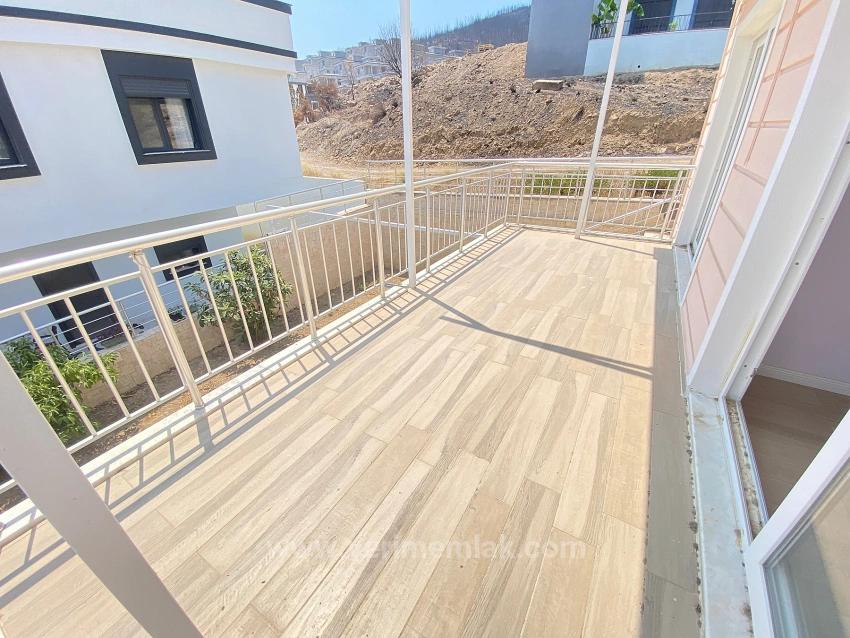 Doğanbey De Full Deniz Manzaralı Ultra Lüks 4+2 Satılık Villa