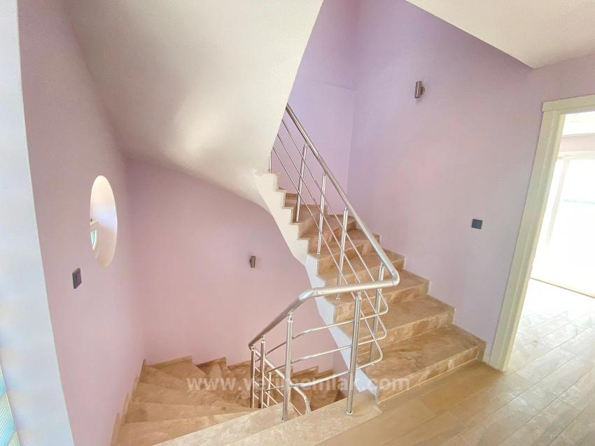 Doğanbey De Full Deniz Manzaralı Ultra Lüks 4+2 Satılık Villa