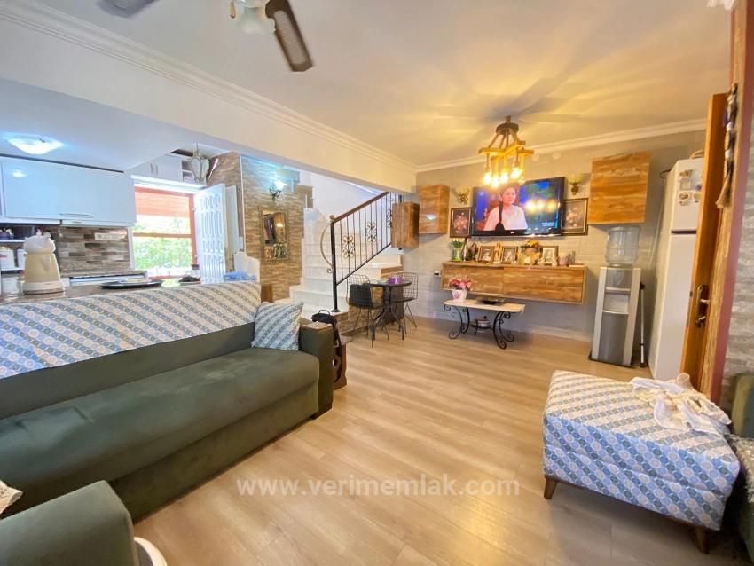 Doğanbey'de Site İçerisinde Geniş Bahçeli Müstakil.satılık 4+1 Villa