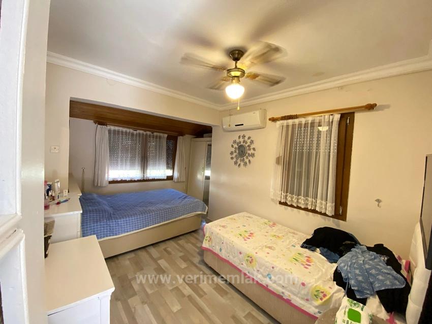 Doğanbey'de Site İçerisinde Geniş Bahçeli Müstakil.satılık 4+1 Villa