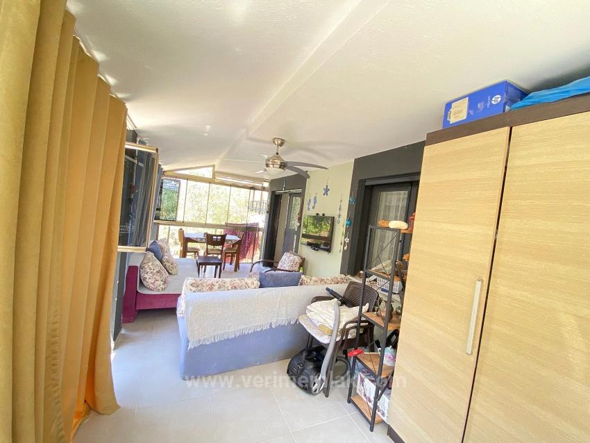 Ürkmez De Lokasyonu Merkezi Konumda Lüks Deniz 400Mt Satılık 3+1 Dublex Daire