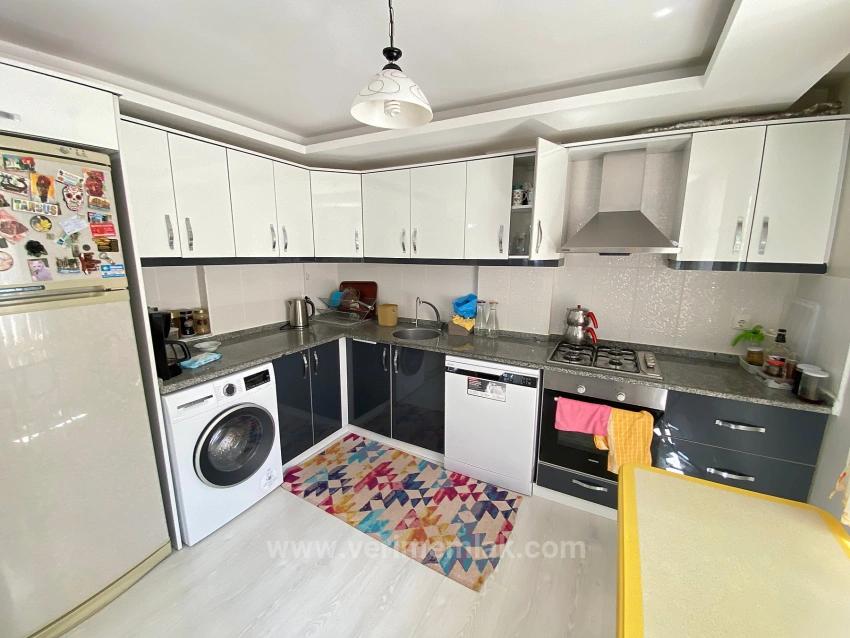 Ürkmez De Lokasyonu Merkezi Konumda Lüks Deniz 400Mt Satılık 3+1 Dublex Daire