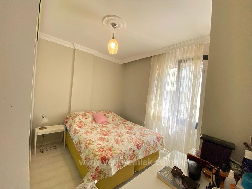 Ürkmez De Lokasyonu Merkezi Konumda Lüks Deniz 400Mt Satılık 3+1 Dublex Daire