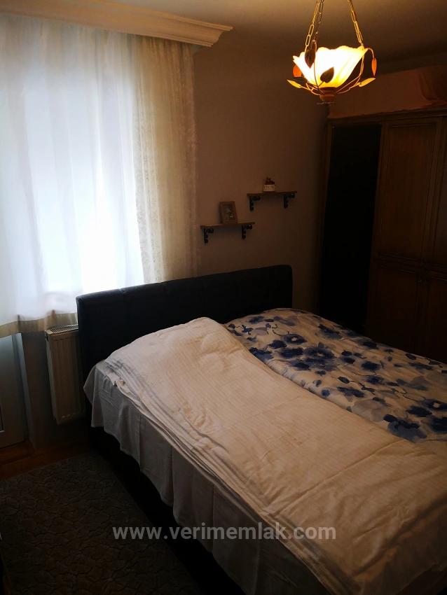 Ankara Batıkent Batısitesi’nde Masrafsız,Ara Kat,Sosyal Olanaklara Komşu Satılık 3+1 Daire