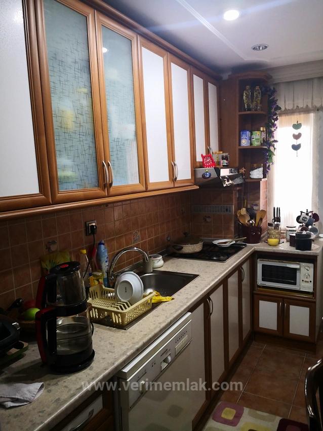 Ankara Batıkent Batısitesi’nde Masrafsız,Ara Kat,Sosyal Olanaklara Komşu Satılık 3+1 Daire