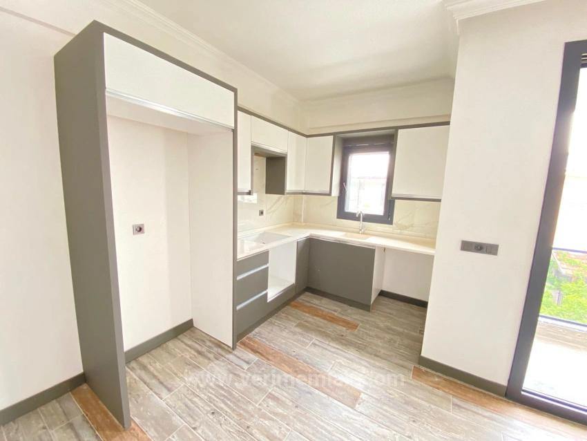 Seferihisar Mersin Alanı'nda Asansörlü, Modern Ve Ferah Kiralık 2+1 Daire