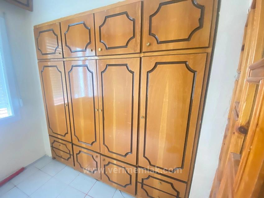 Seferihisar Mersinalanı'nda ​Denize Ve Merkeze Çok Yakın, Masrafsız Kiralık 2+1 Daire