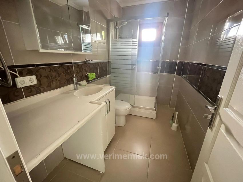 Menderes Özdere Orta Mahalle'de Denize Çok Yakın Satılık 2+1 Daire