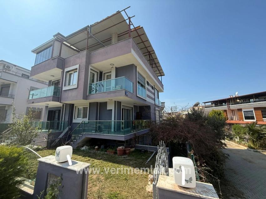 Menderes Özdere Orta Mah. Satılık 4+1 Villa - 150 m²
