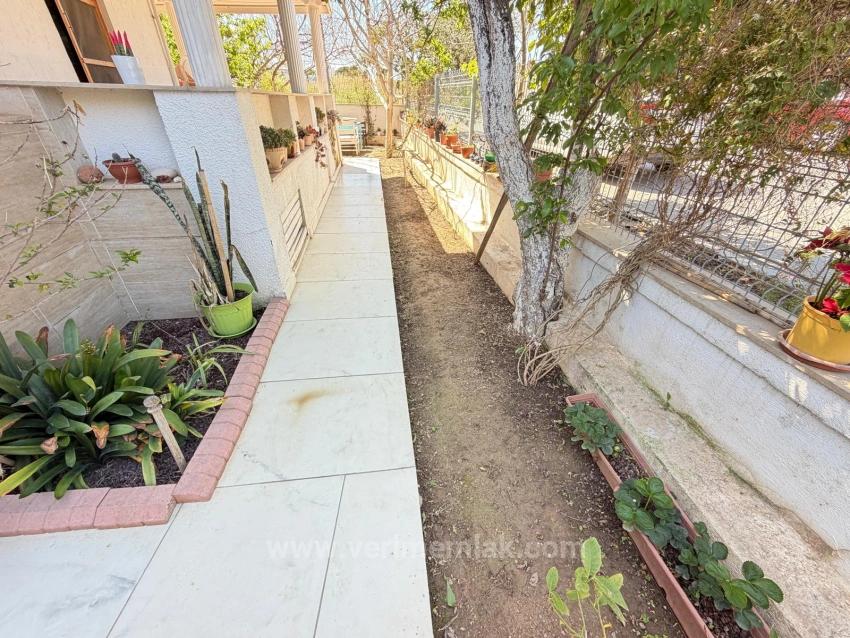  Doğanbey’de Denize 650M Mesafede, 315M² Müstakil & Meyve Bahçeli 3+1 Villa