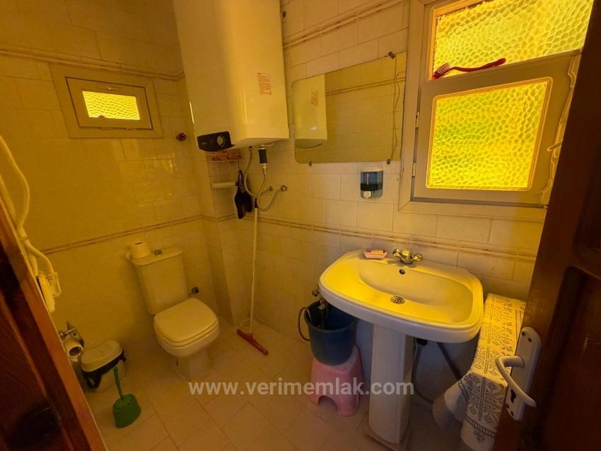  Doğanbey’de Denize 650M Mesafede, 315M² Müstakil & Meyve Bahçeli 3+1 Villa